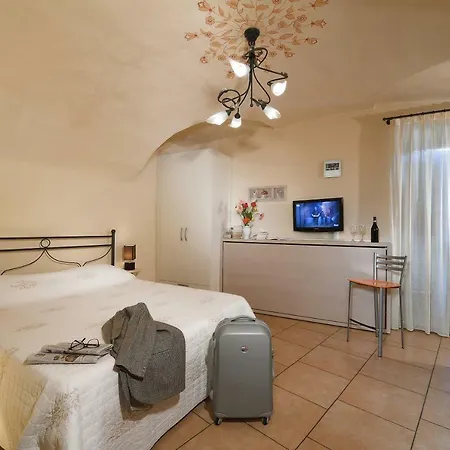 Vista Sulle Langhe 4* Carrù