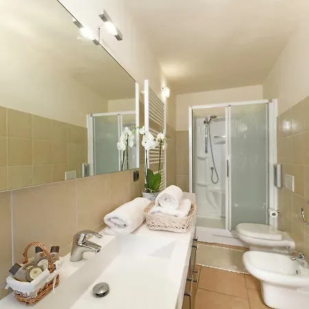 Bed & Breakfast Vista Sulle Langhe 4*